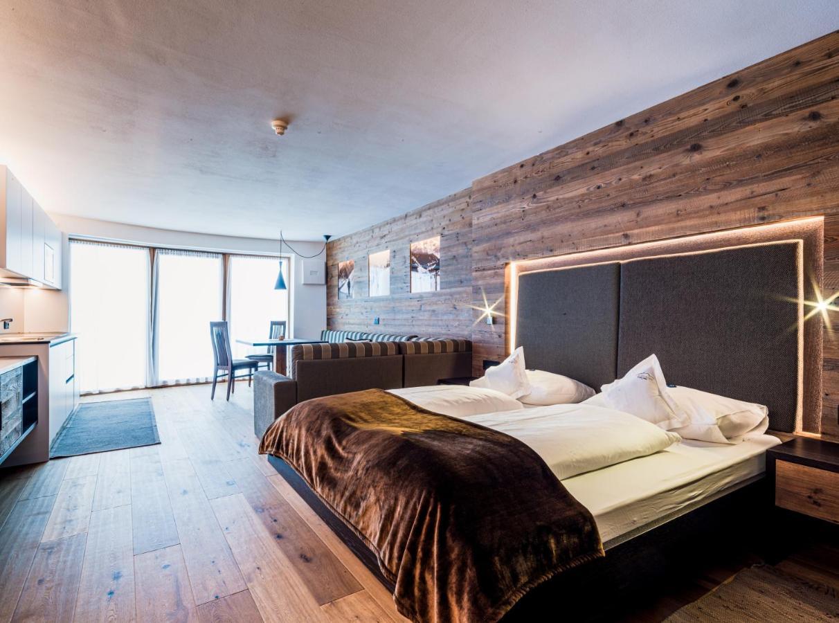 Garni Hotel Rosengarten B&B Selva di Val Gardena Luaran gambar