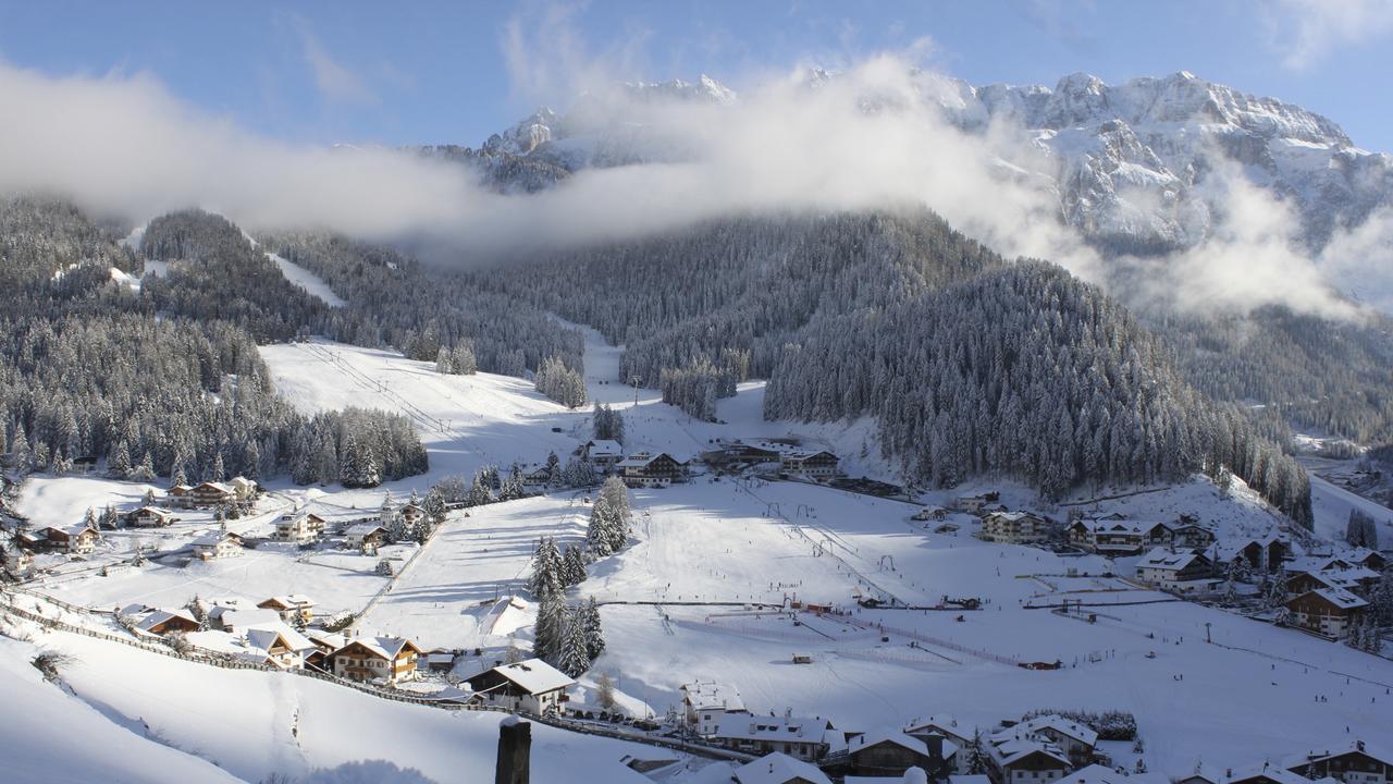 Garni Hotel Rosengarten B&B Selva di Val Gardena Luaran gambar