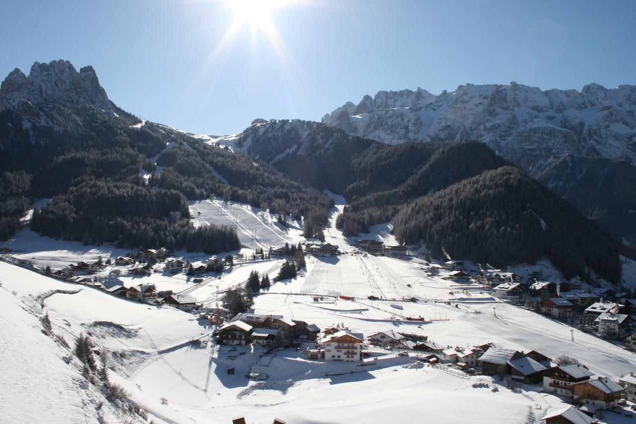Garni Hotel Rosengarten B&B Selva di Val Gardena Luaran gambar